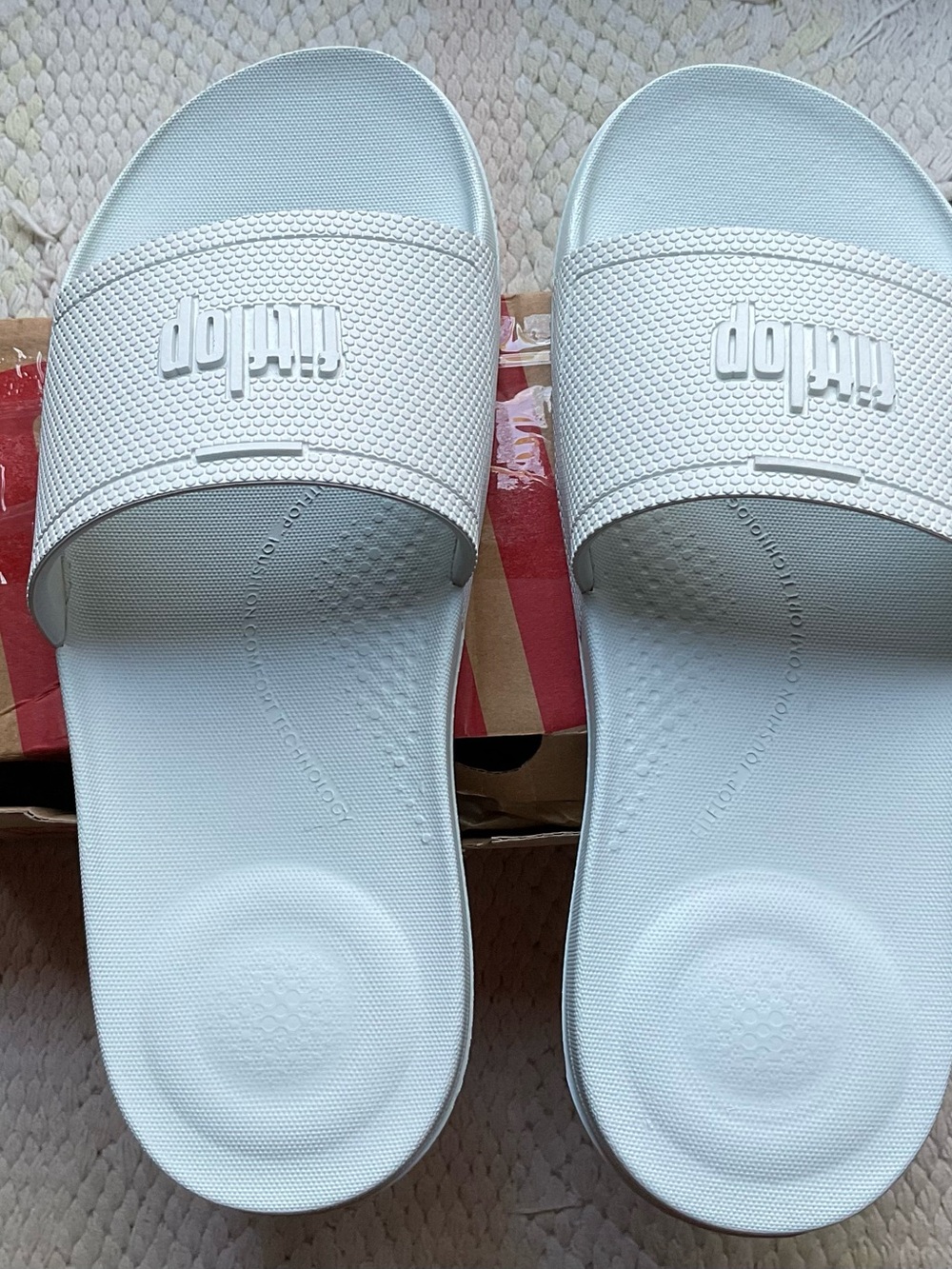 Fitflop Women's Iqushion Flip Flops Slip On Slides Sandals Size 7-New Box